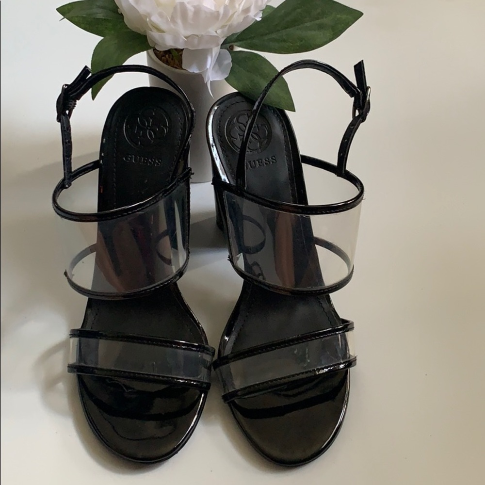 GUESS HEELS 👠 - Picture 2 of 3